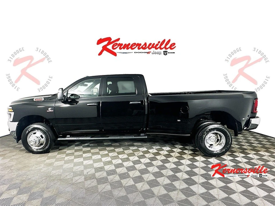 2026 Ram 3500 - Image 4 of 12