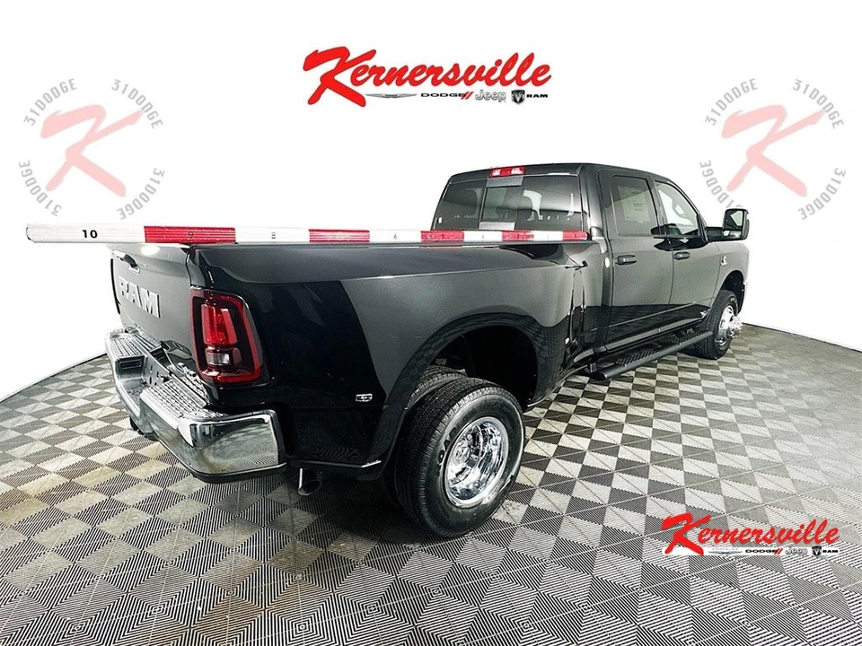 2026 Ram 3500 - Image 8 of 12