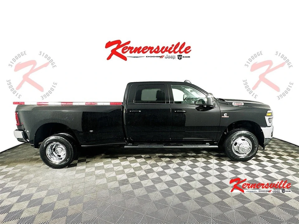 2026 Ram 3500 - Image 8 of 21