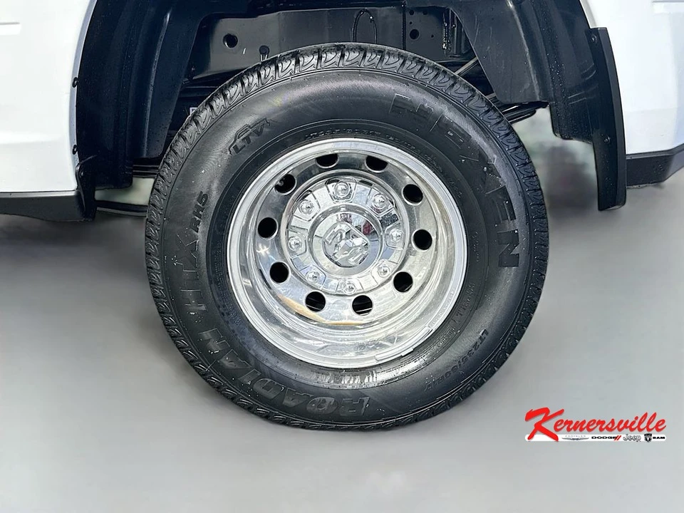 2026 Ram 3500 - Image 16 of 21
