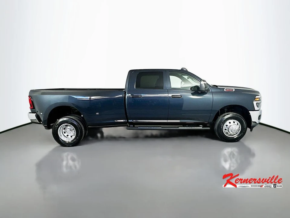 2026 Ram 3500 - Image 8 of 20