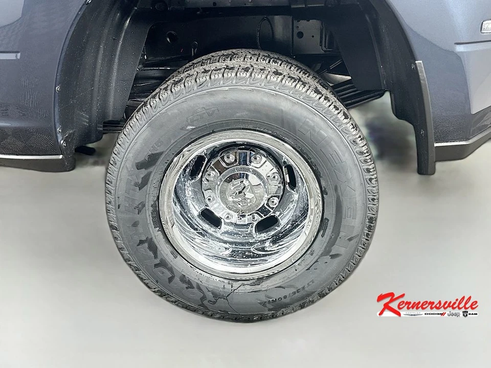 2026 Ram 3500 - Image 17 of 21