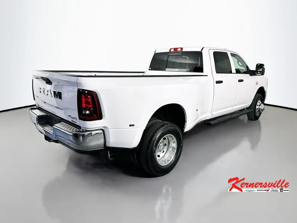 2026 Ram 3500 - Image 7 of 21