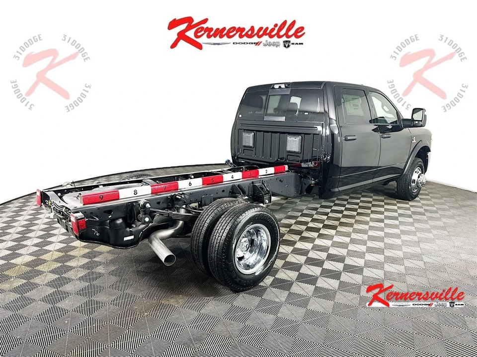 2026 Ram 3500 - Image 6 of 12