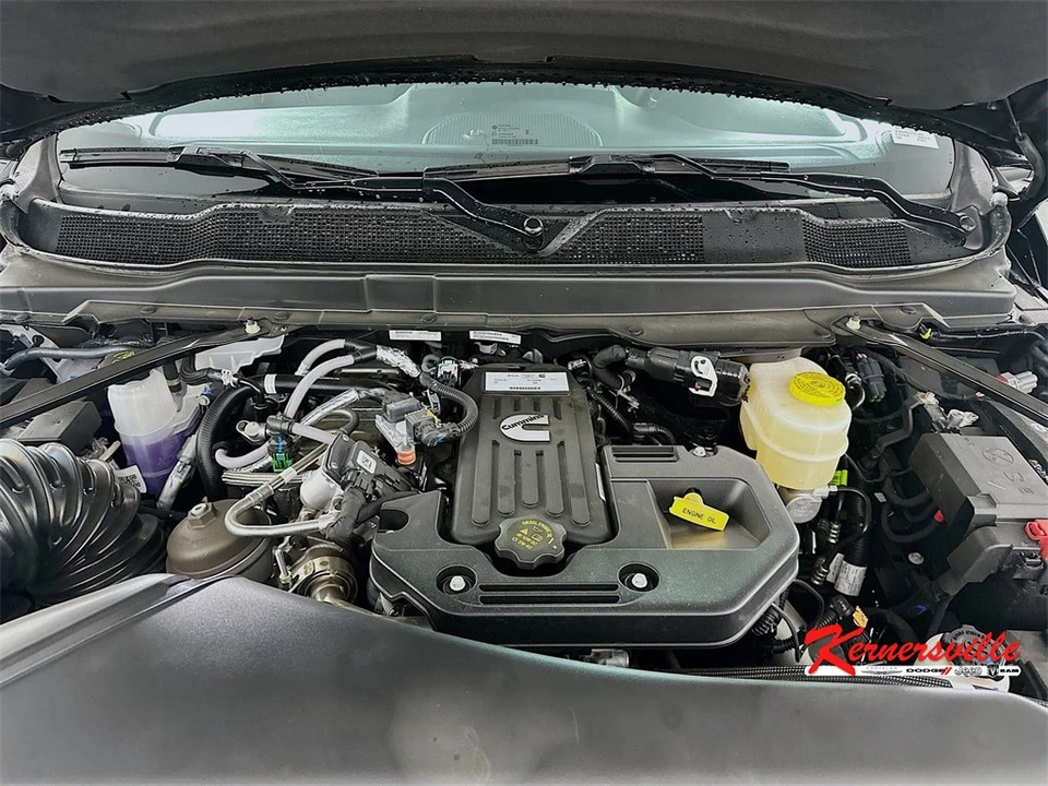 2026 Ram 3500 - Image 18 of 21