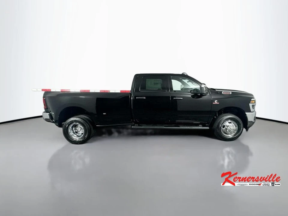 2026 Ram 3500 - Image 9 of 12
