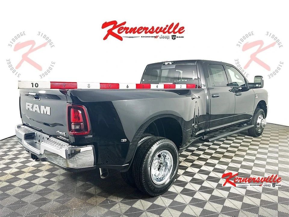 2026 Ram 3500 - Image 7 of 12