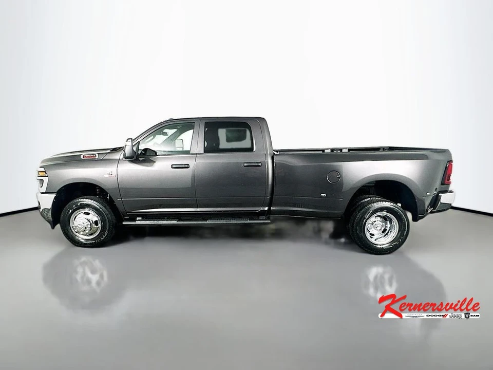 2026 Ram 3500 - Image 4 of 12