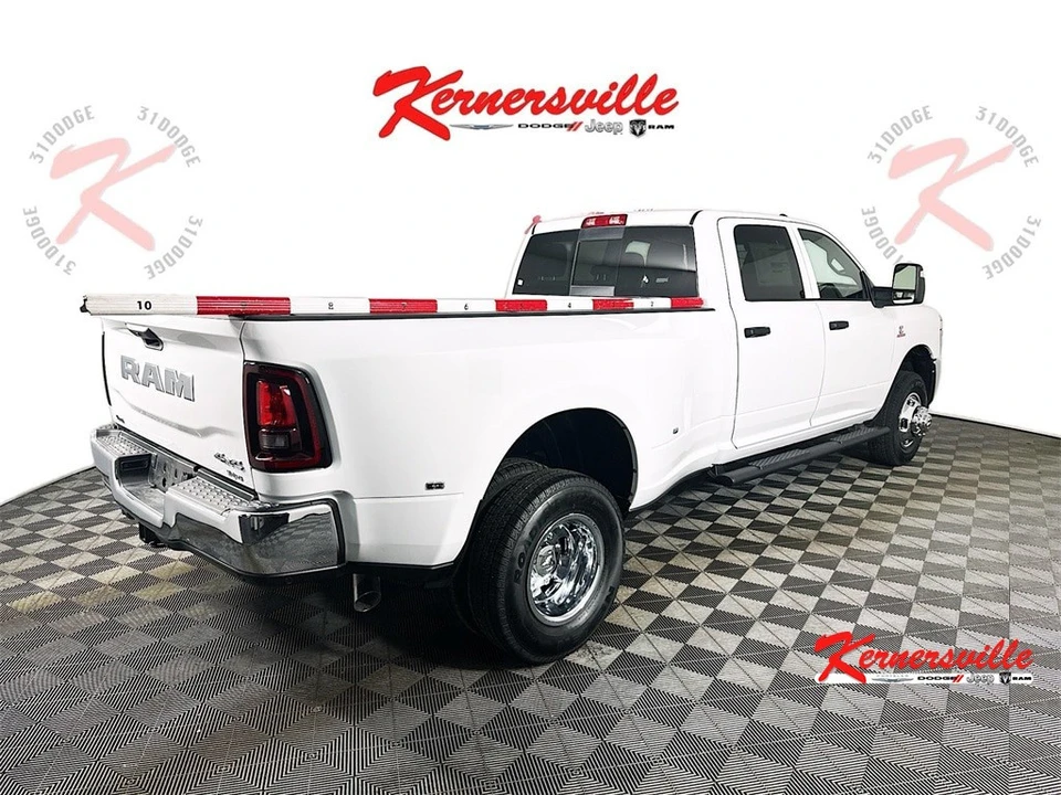 2026 Ram 3500 - Image 7 of 21