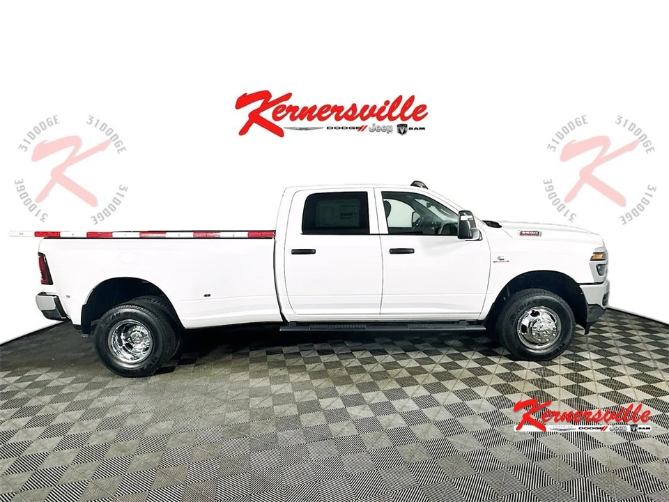 2026 Ram 3500 - Image 8 of 21