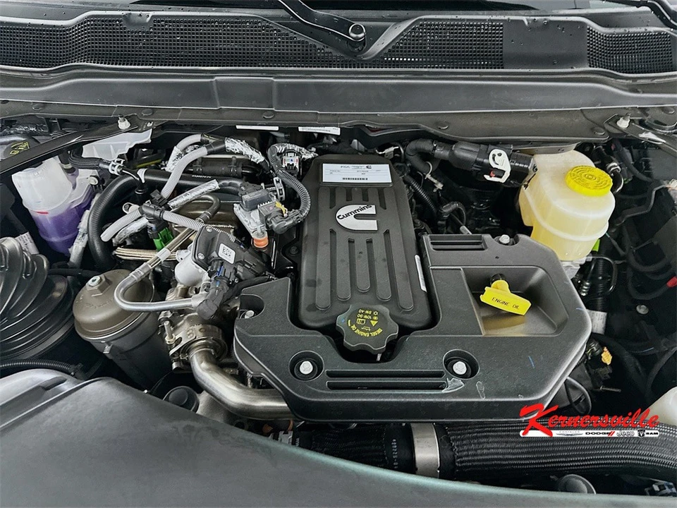 2026 Ram 3500 - Image 18 of 21