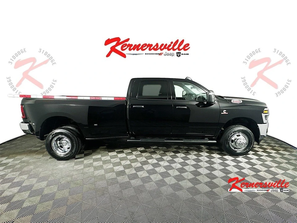 2026 Ram 3500 - Image 8 of 12