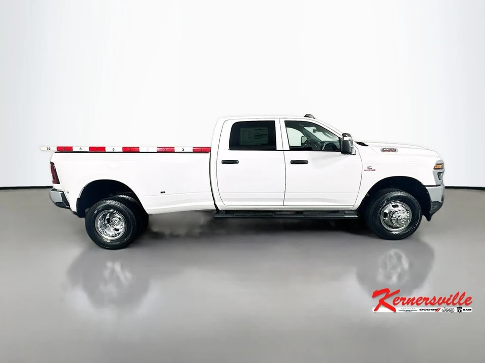 2026 Ram 3500 - Image 8 of 12