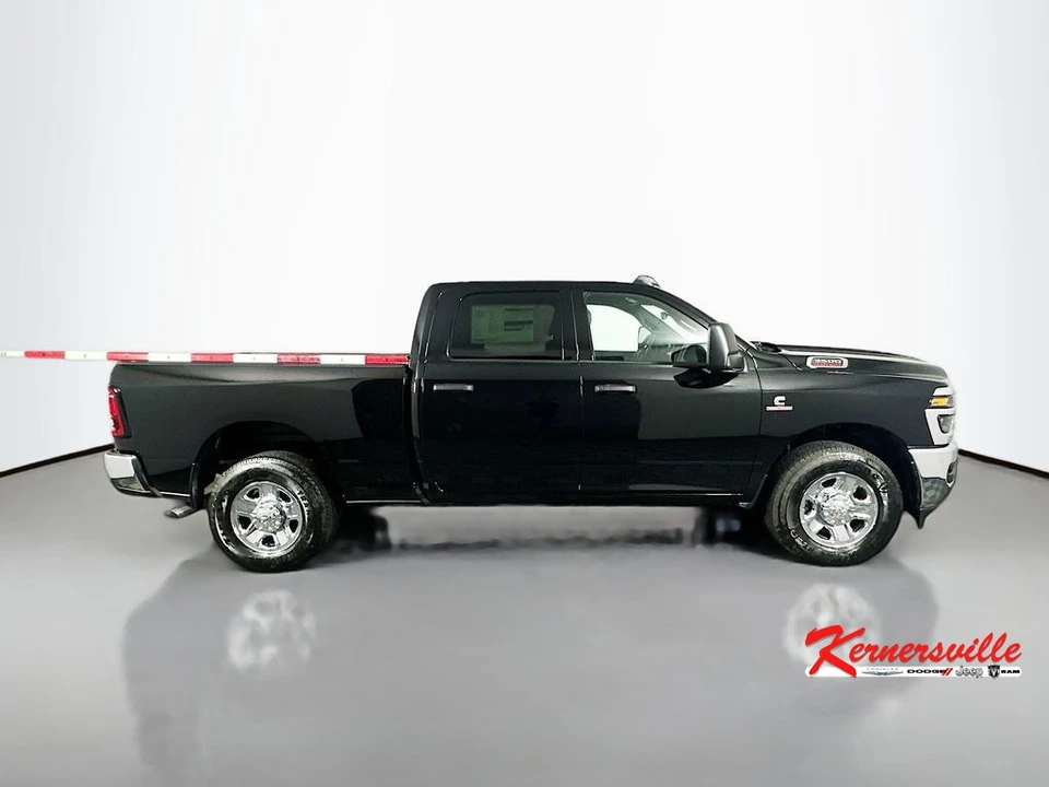 2026 Ram 3500 - Image 8 of 12