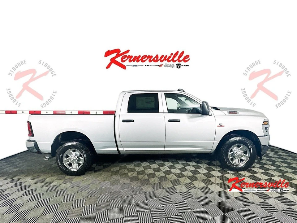 2026 Ram 3500 - Image 8 of 20