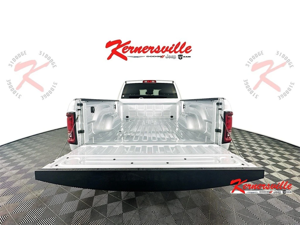2026 Ram 3500 - Image 15 of 20