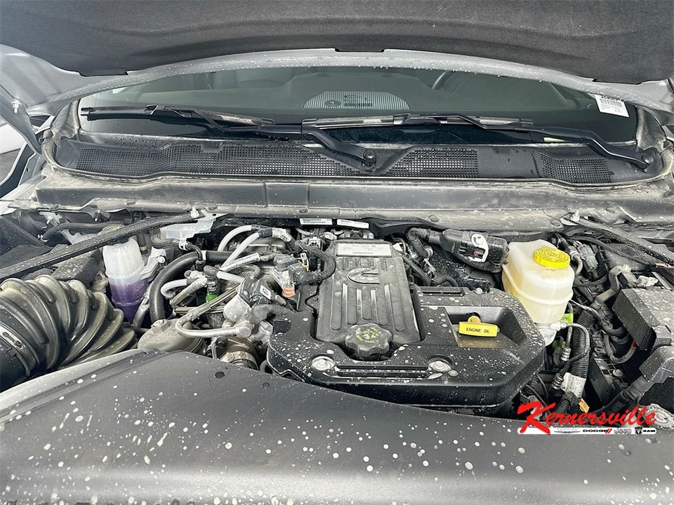 2026 Ram 3500 - Image 17 of 20