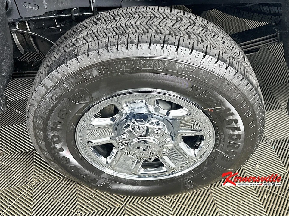 2026 Ram 3500 - Image 16 of 21
