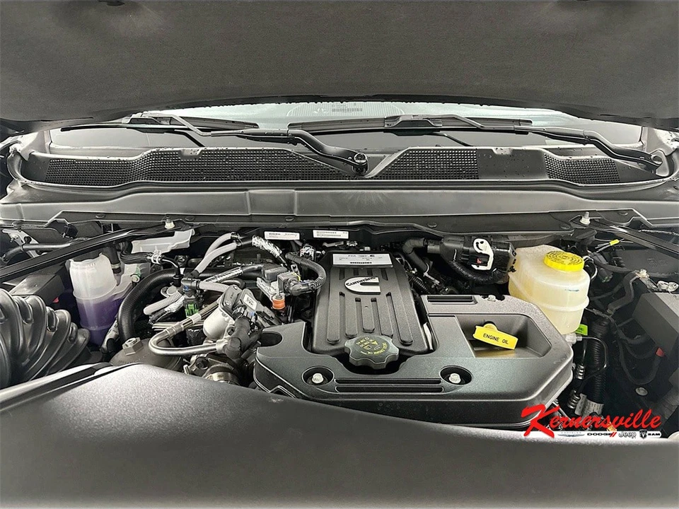 2026 Ram 3500 - Image 17 of 21