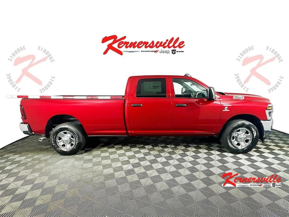 2026 Ram 3500 - Image 8 of 12