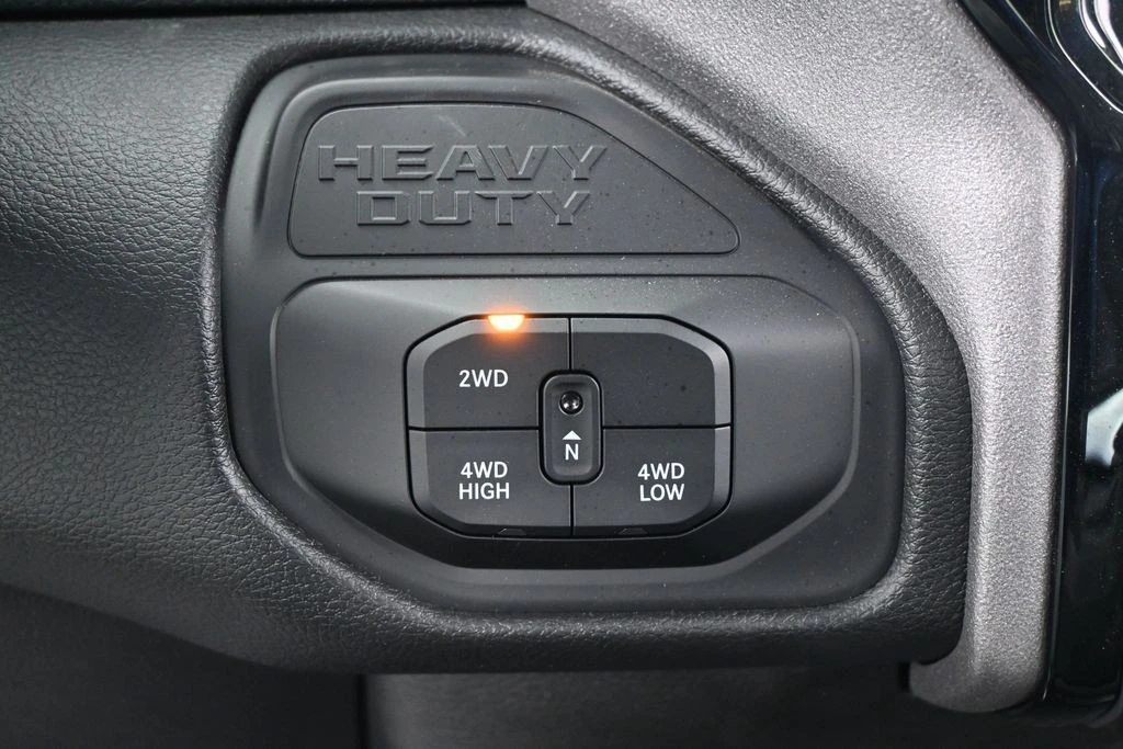 2026 Ram 3500 - Image 20 of 31