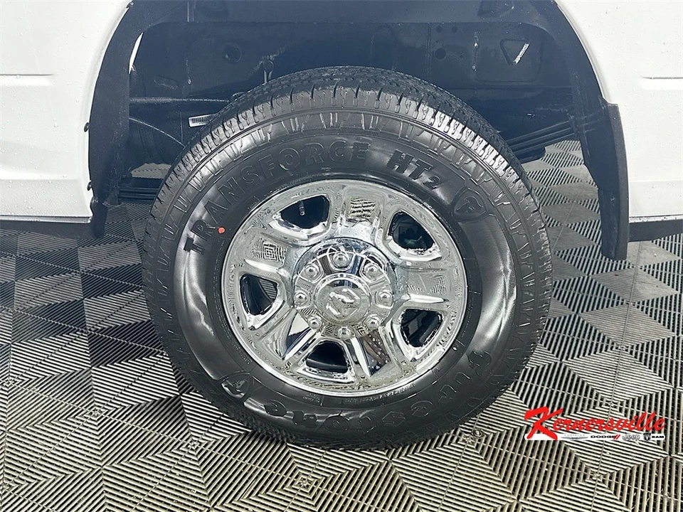 2026 Ram 3500 - Image 17 of 21