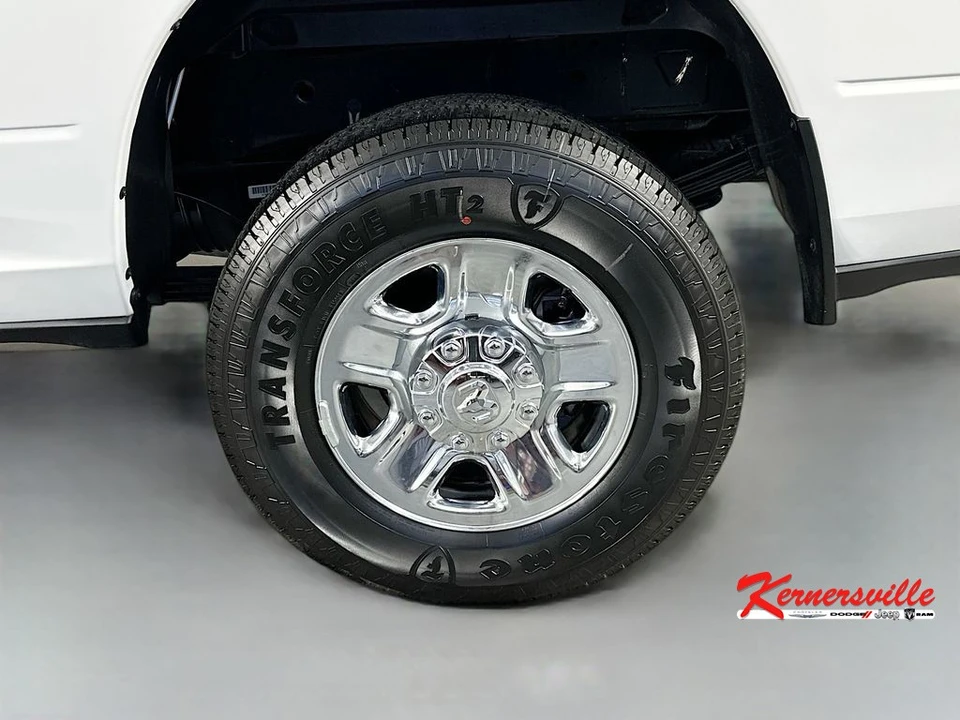2026 Ram 3500 - Image 17 of 21