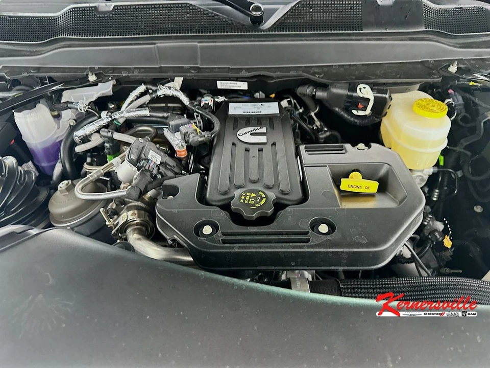 2026 Ram 3500 - Image 18 of 21