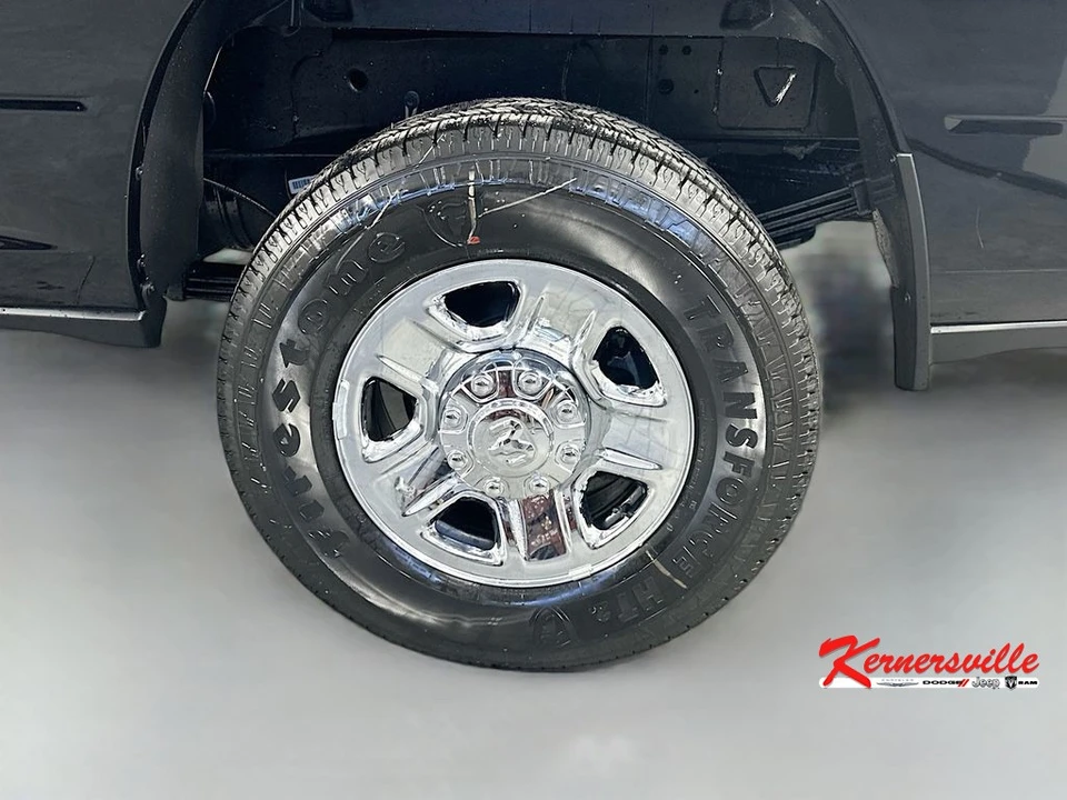 2026 Ram 3500 - Image 17 of 21