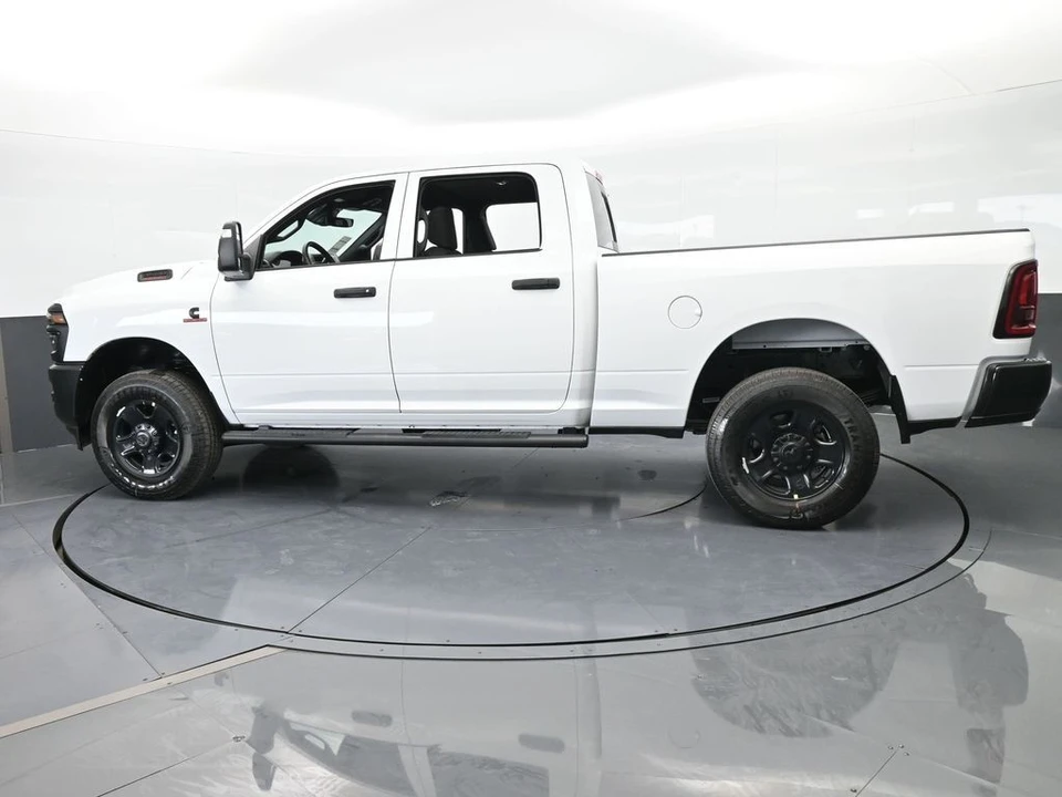 2026 Ram 3500 - Image 3 of 31