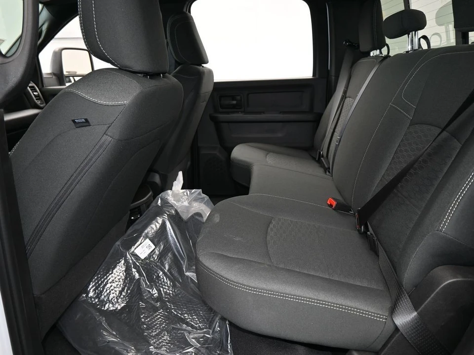 2026 Ram 3500 - Image 30 of 31