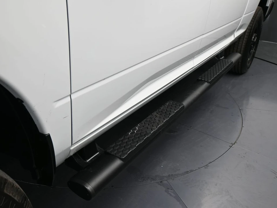 2026 Ram 3500 - Image 28 of 31