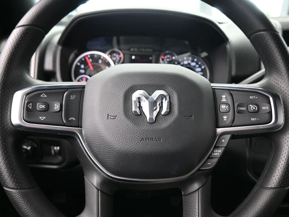 2026 Ram 3500 - Image 23 of 31