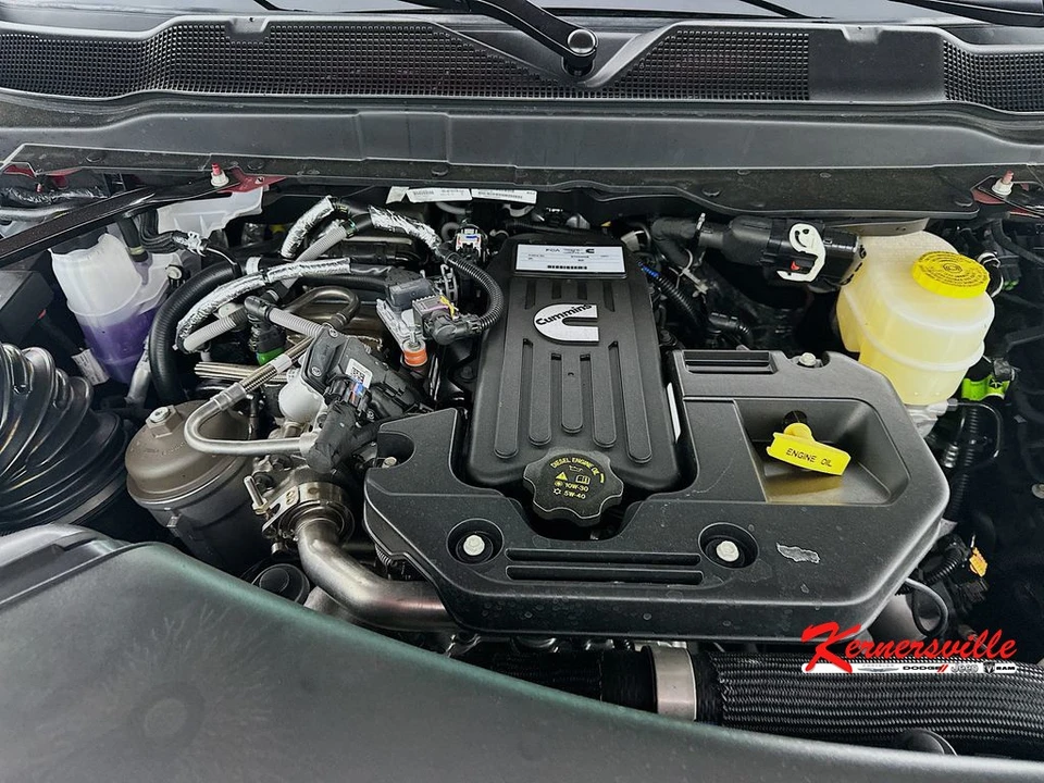 2026 Ram 3500 - Image 17 of 20