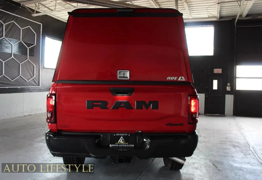 2026 Ram 3500 - Image 14 of 31