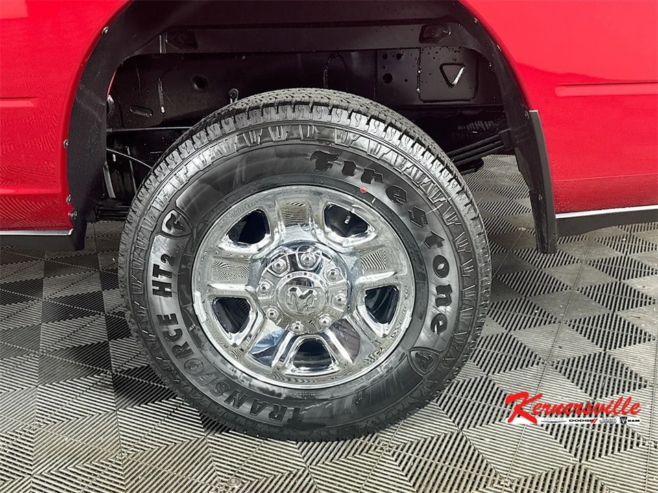 2026 Ram 3500 - Image 17 of 21