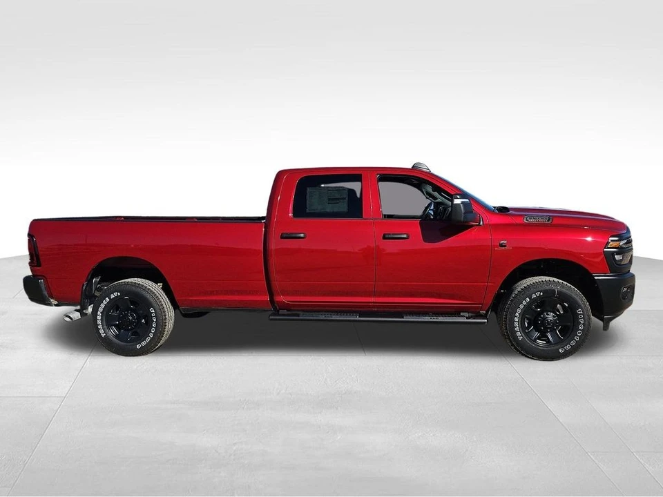 2026 Ram 3500 - Image 12 of 21