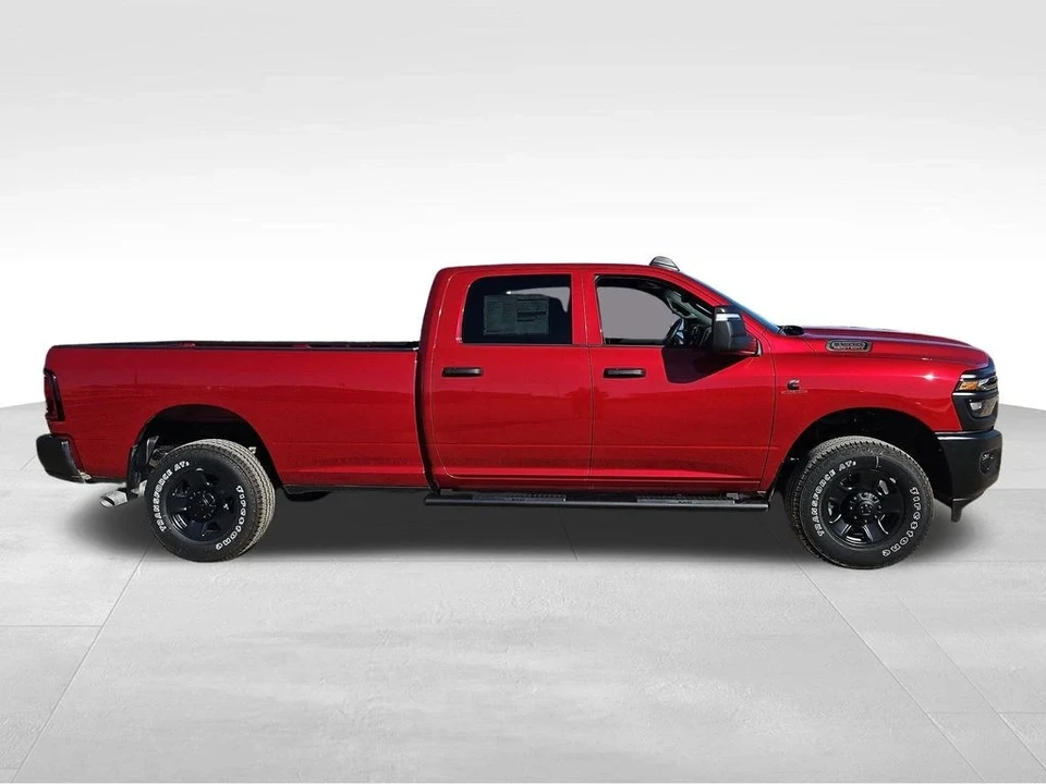 2026 Ram 3500 - Image 12 of 21