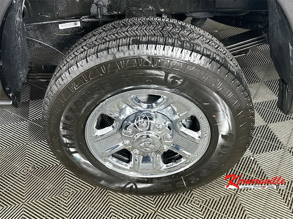 2026 Ram 3500 - Image 16 of 20