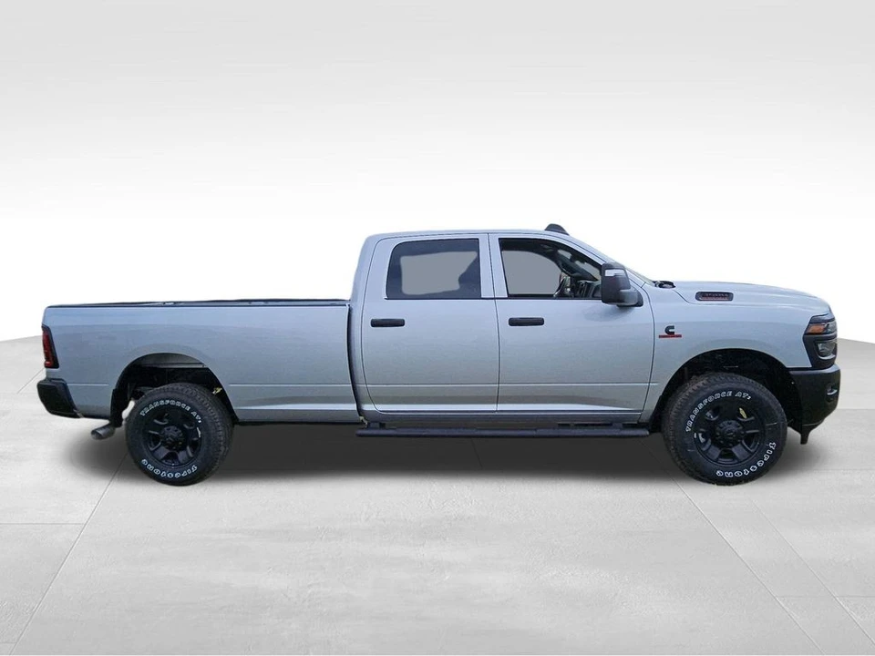 2026 Ram 3500 - Image 12 of 21