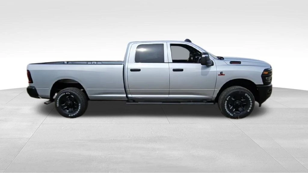 2026 Ram 3500 - Image 9 of 21
