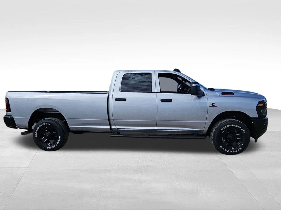 2026 Ram 3500 - Image 12 of 21