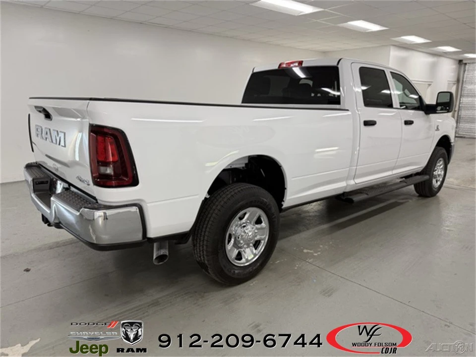 2026 Ram 3500 - Image 7 of 12
