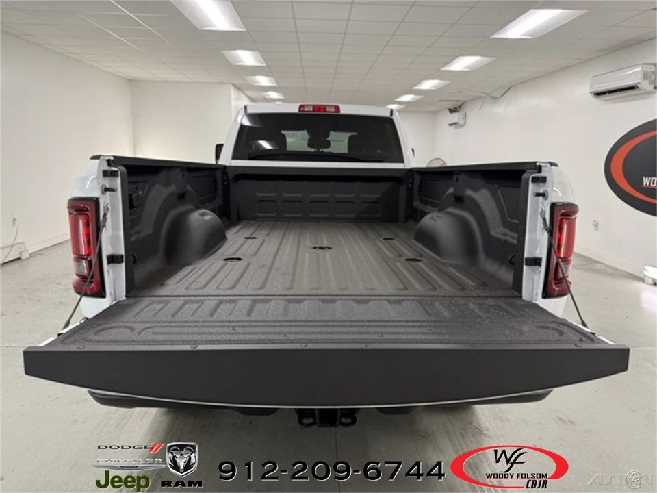 2026 Ram 3500 - Image 9 of 12