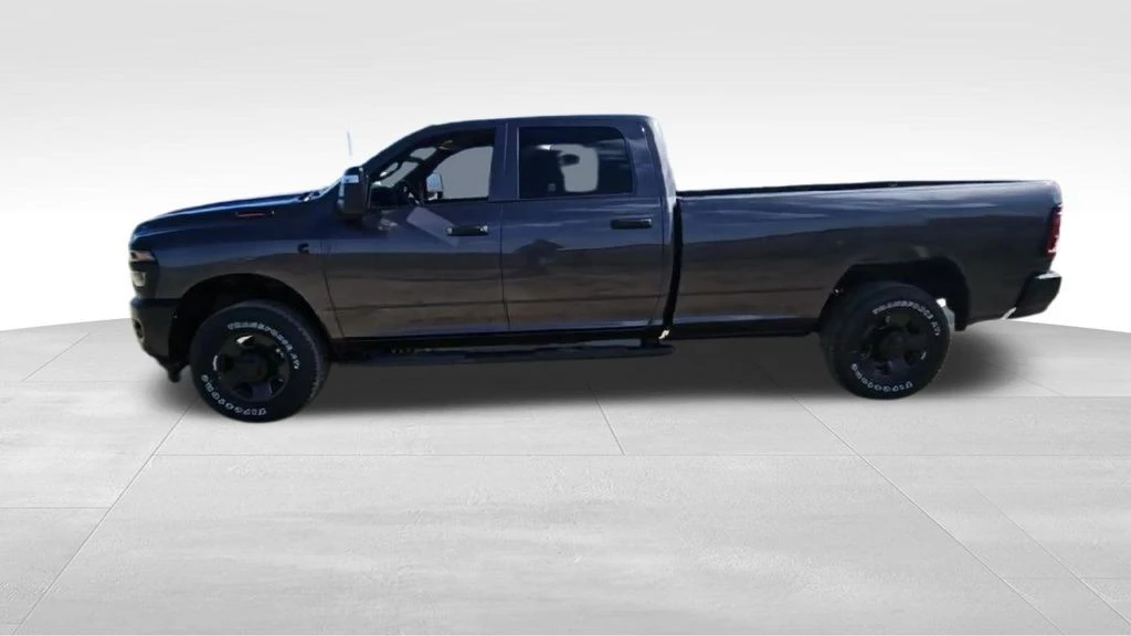 2026 Ram 3500 - Image 5 of 21