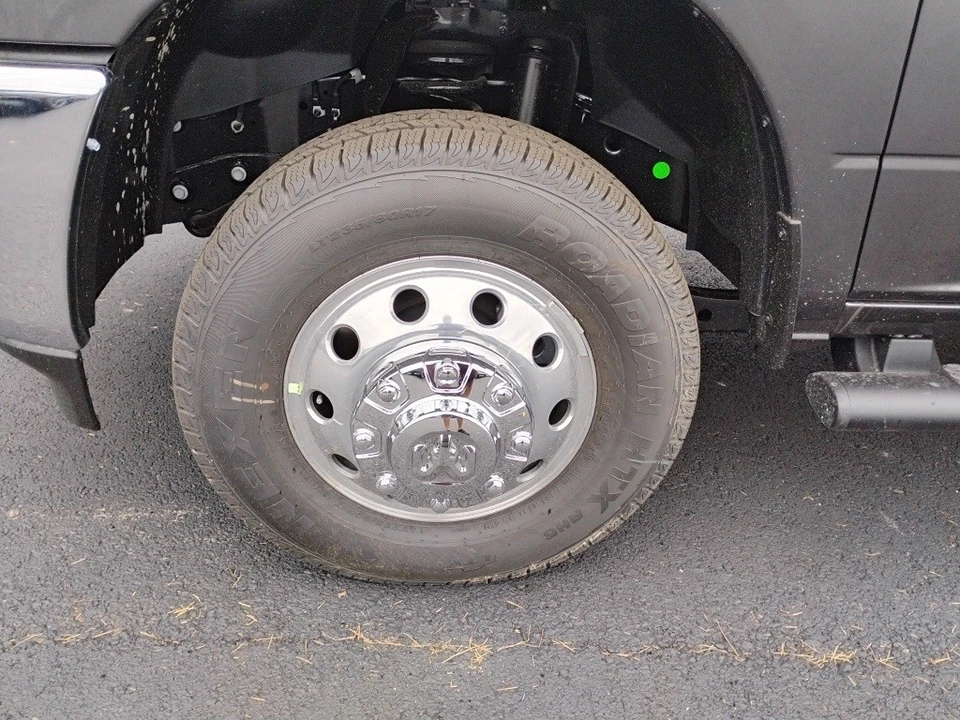 2026 Ram 3500 - Image 9 of 12