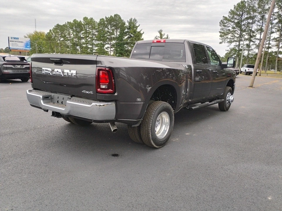 2026 Ram 3500 - Image 5 of 12
