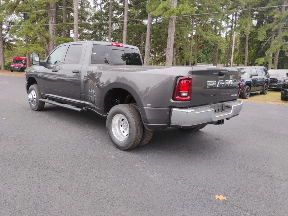 2026 Ram 3500 - Image 7 of 12