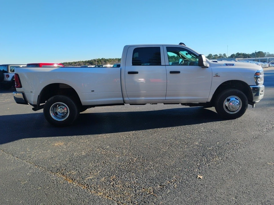 2026 Ram 3500 - Image 4 of 12