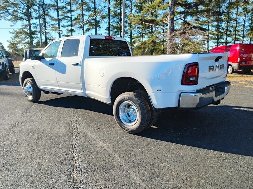 2026 Ram 3500 - Image 7 of 12